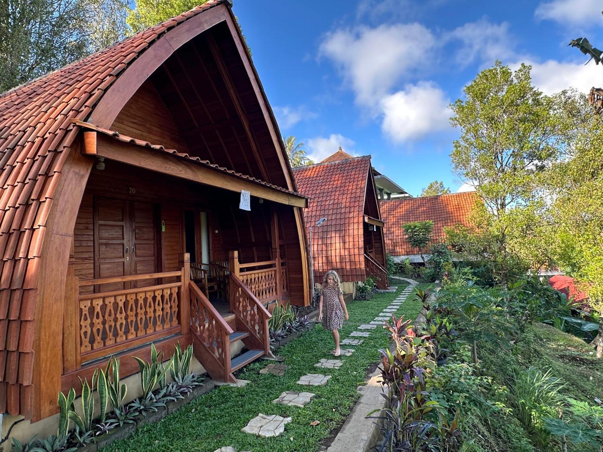 Villa Ipsa Munduk  Ngoại thất bức ảnh