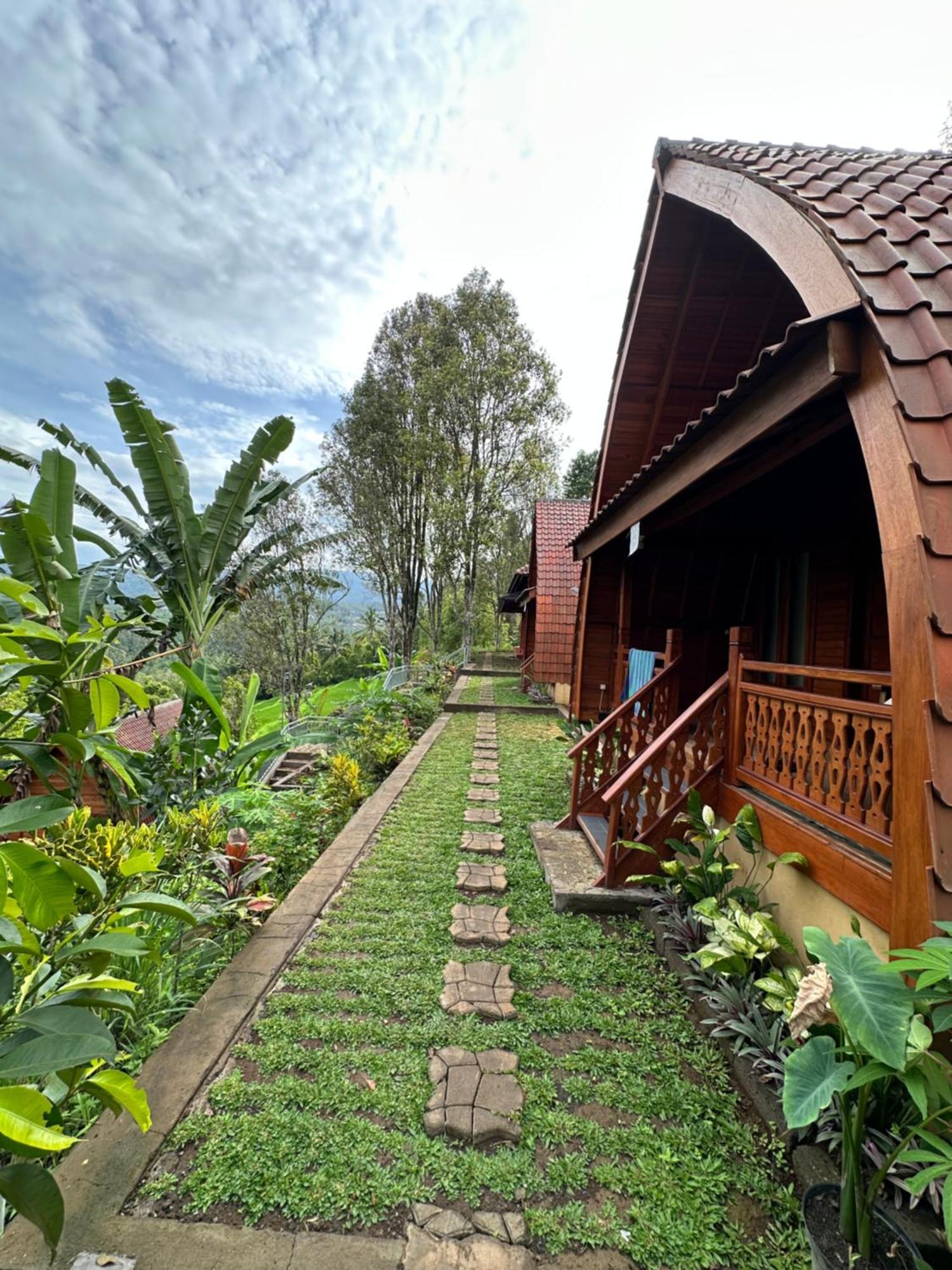 Villa Ipsa Munduk  Ngoại thất bức ảnh